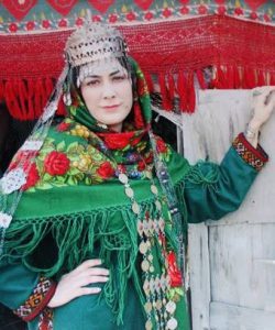 جایگاه زبان ترکی در اعتلای فرهنگ و هویت مردمان آذربایجان