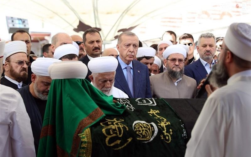 تنش حزب اردوغان و مخالفان بر سر طریقت‌ها