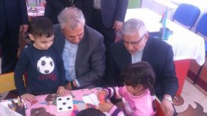 وزیر کار در جمع کودکان جنگ زده جمهوری باکو