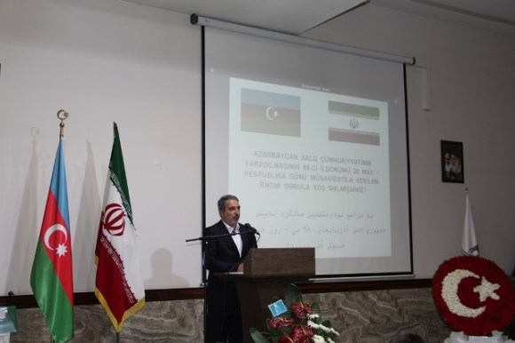 حضور معاون استاندار در مراسم نودو هشتمین سالگرد استقلال جمهوری باکو؟!